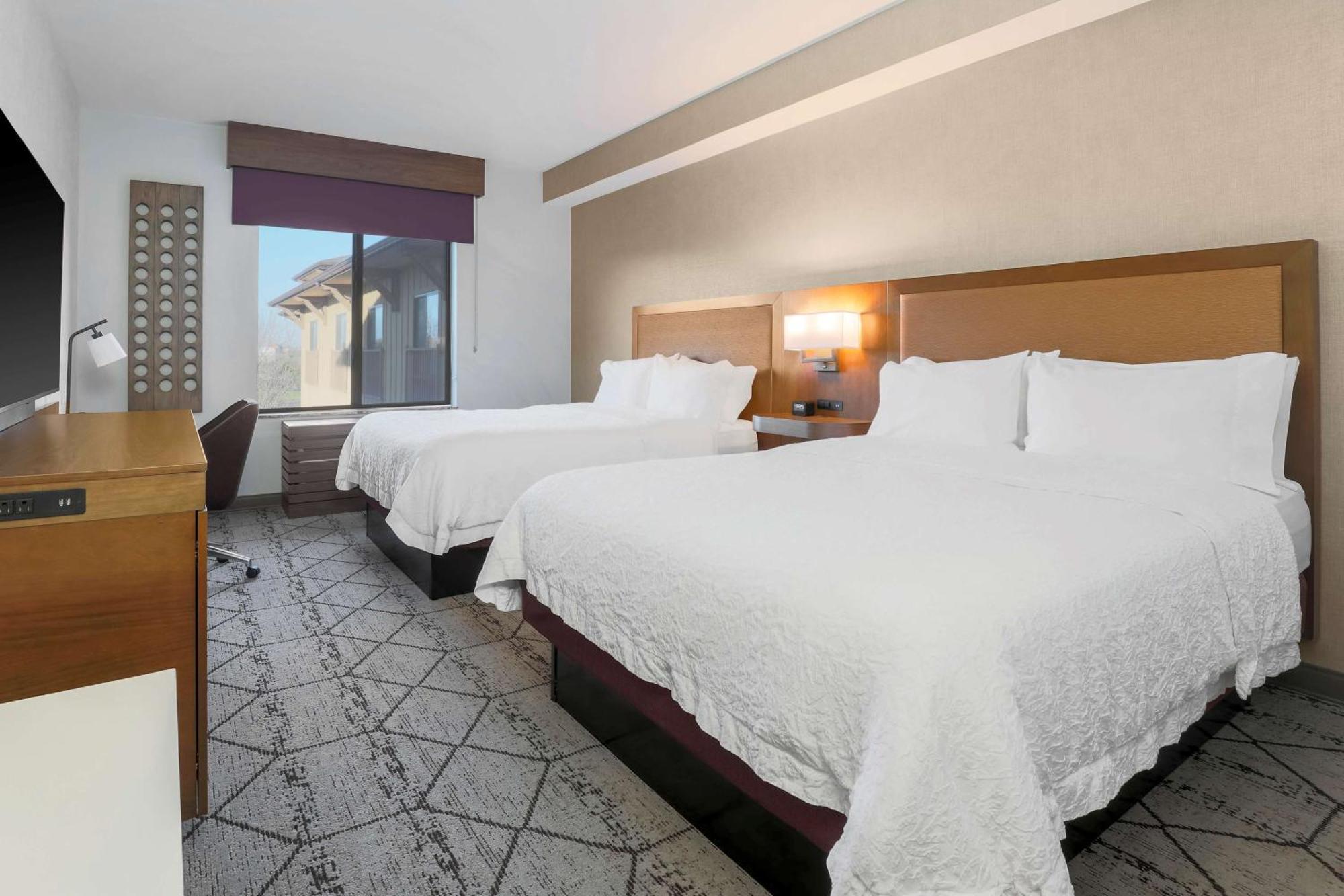 Hampton Inn & Suites Windsor-Sonoma Wine Country מראה חיצוני תמונה