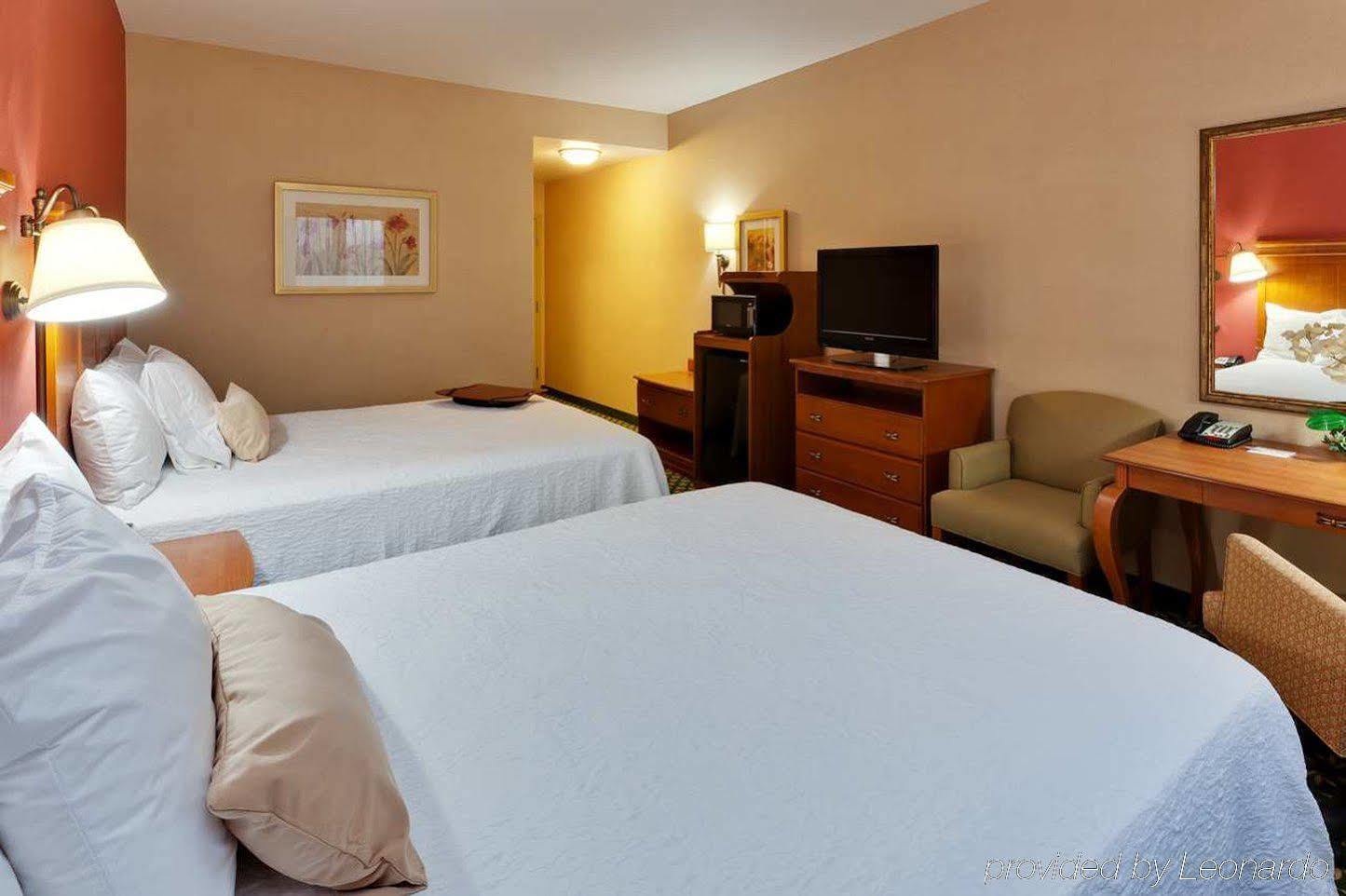 Hampton Inn & Suites Windsor-Sonoma Wine Country מראה חיצוני תמונה